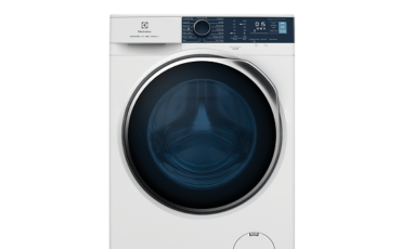 Electrolux unveils its UltimateCare range of Washing Machines Dryers